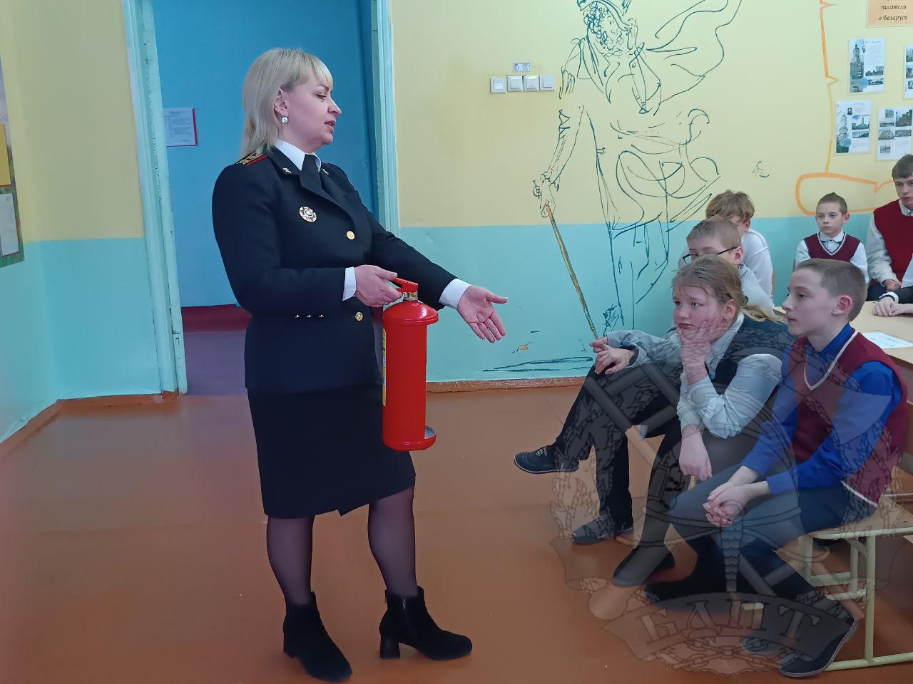 безопасность учащихся в школе. безопасность жизнедеятельности. безопасное поведение детей. инструктаж по технике безопасности для школьников. инструктаж по технике безопасности в школе.